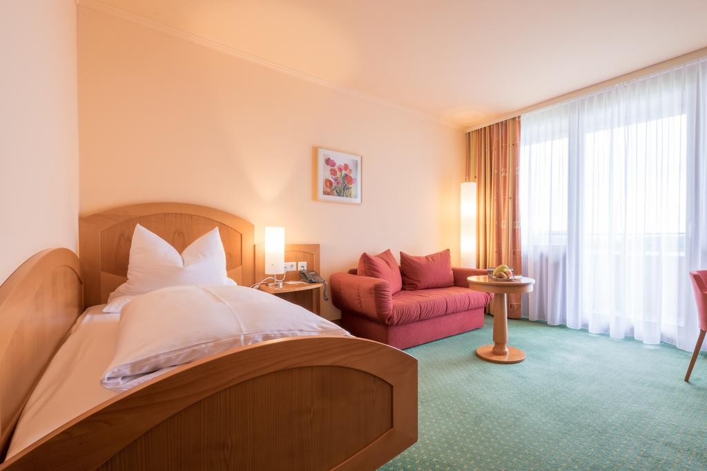 Gesundheitshotel Weissenstadt Am See Buitenkant foto